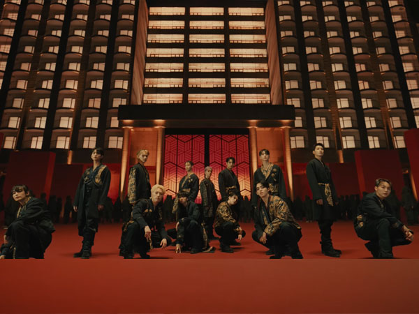 SEVENTEEN Menjadi Jagoan dalam MV Comeback 'Super'