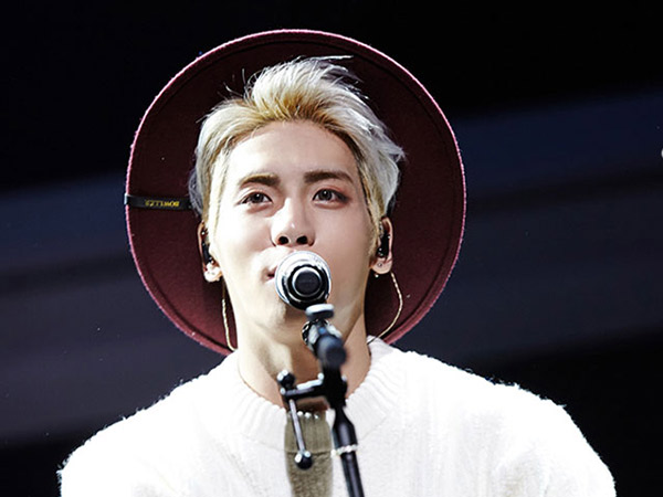 Kenang Setahun Kepergian Jonghyun SHINee Lewat 5 Lagu Solo Terbaiknya Ini (Part 1)