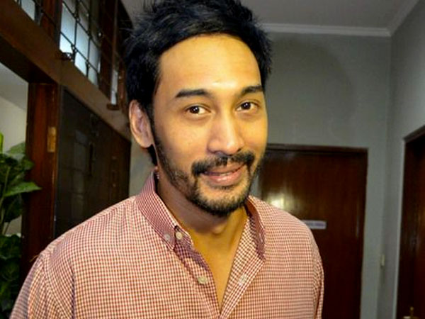 Ditangkap Polisi, Aktor Restu Sinaga Kedapatan Bawa Ganja dan Kokain!