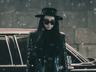 Fans Puji Keberanian CL 2NE1 Beradegan Tanpa Busana dalam MV 'Missing You'