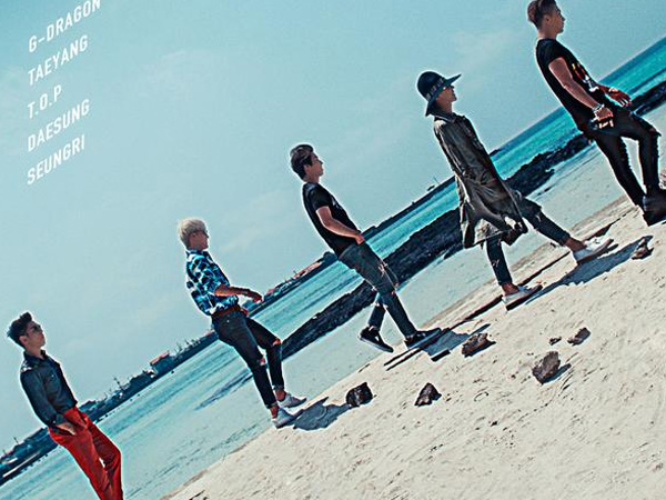 Big Bang Hadirkan Suasana Pantai di Poster Lagu Baru Keduanya di Bulan Juni!