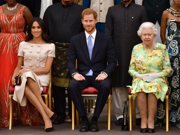 Beda Cara Pangeran Harry Beri Selamat Ulang Tahun pada Ratu Elizabeth