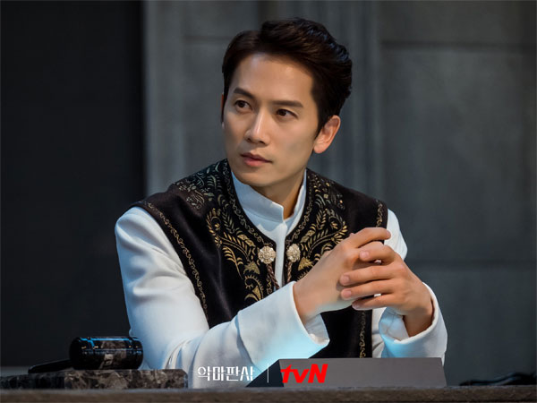 Ji Sung Ungkap Alasan Tertarik Bintangi Drama ‘The Devil Judge’