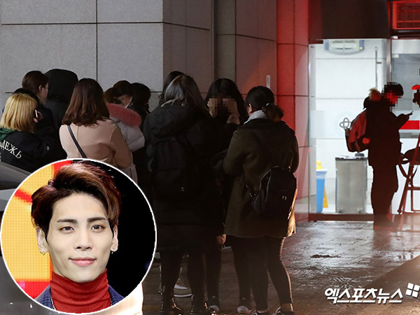 Apartemen Disegel Polisi, Fans Datangi Rumah Sakit Nantikan Jonghyun SHINee