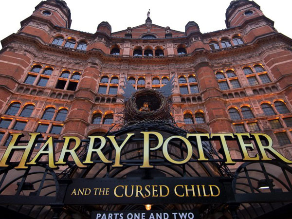 ‘Harry Potter and the Cursed Child’ Akan Difilmkan?