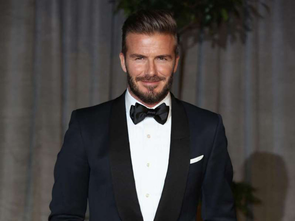 Kejutkan Fans dengan Eyeshadow Hijau, David Beckham Akan Ulangi Prediksi Tren Fashion?