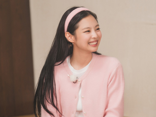 Jennie BLACKPINK Ungkap Senang Bisa Bintangi Variety Show 'Apartment 404'