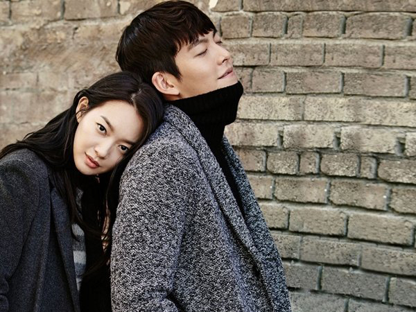 Cinta Terus Menguat Meski Shin Min Ah dan Kim Woo Bin Sama-sama Sibuk Syuting
