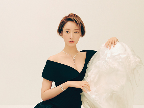 Go Jun Hee Gabung Agensi Baru