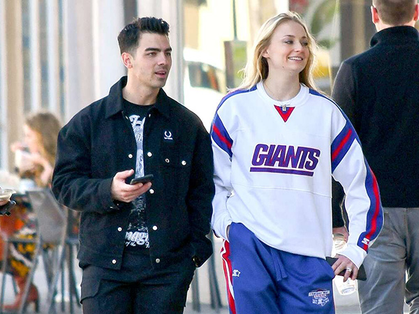 Dikabarkan Hamil, Sophie Turner dan Joe Jonas Ketahuan Belanja Baju Bayi