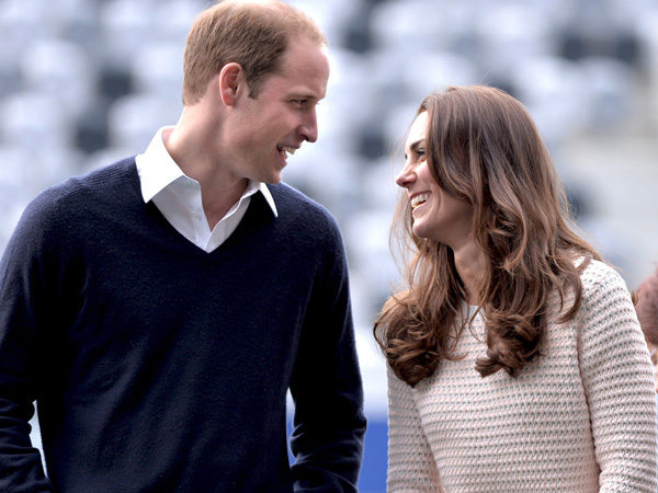 Manisnya Momen Saling Goda dan Iseng Antara Pangeran William & Kate Middleton