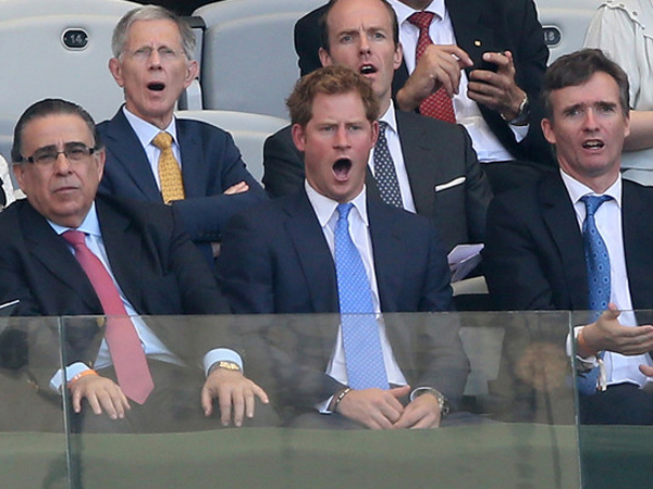 Wah! Begini Ekspresi Pangeran Harry Saat Inggris Gagal di Piala Dunia 2014