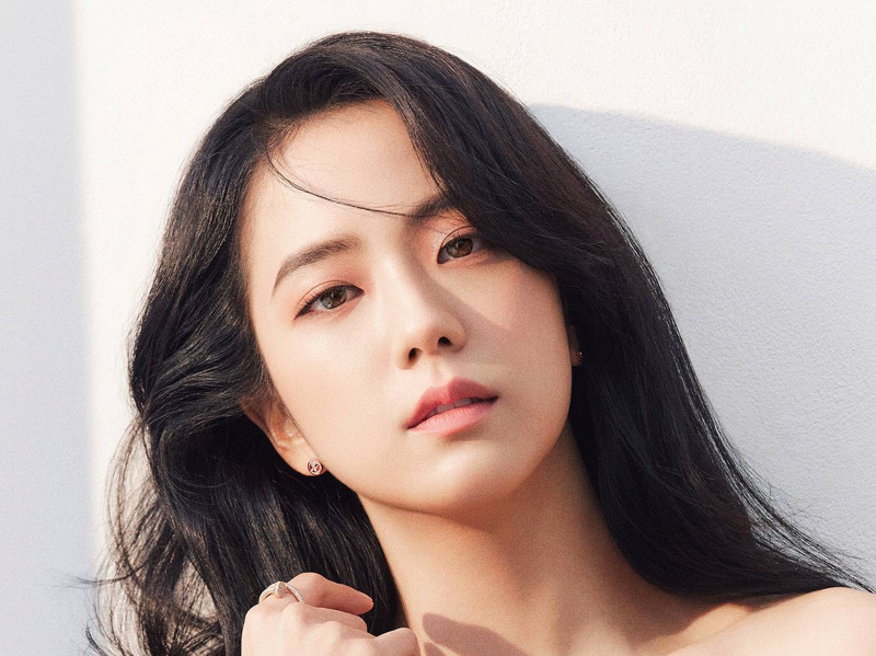 Jisoo BLACKPINK Dipilih Jadi Idola K-Pop Paling Cantik oleh Dokter Operasi Plastik