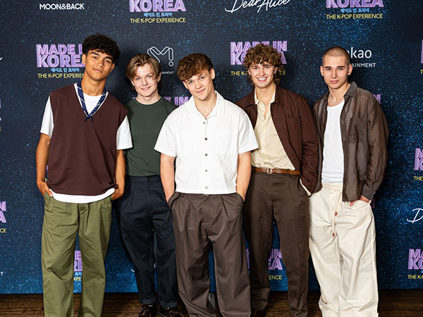 Kenalan dengan DEAR ALICE, Boy Band Inggris Pertama SM Entertainment