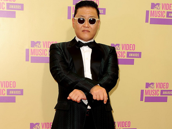 Wah, Jumlah Viewers MV 'Gangnam Style' Psy Buat YouTube Kewalahan?