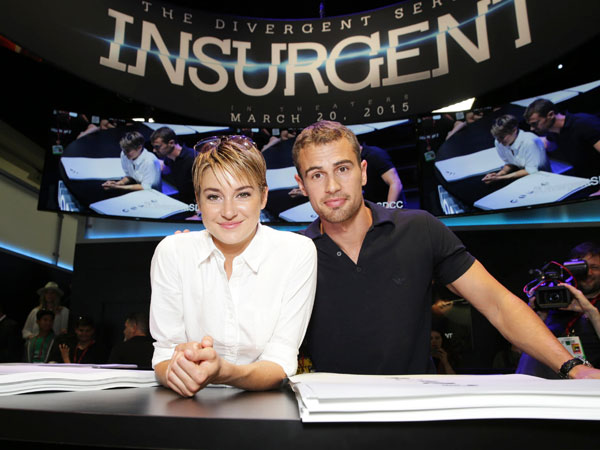 Bintang Divergent Tampil Memukau Dalam Poster Canggih 'Insurgent' !