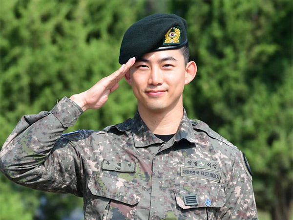 Dijemput Chansung, Taecyeon 2PM Resmi Keluar Wajib Militer