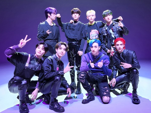 Stray Kids Jadi Grup K-Pop Keempat yang Puncaki Chart Billboard Artist 100