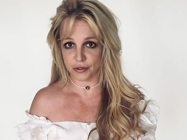 Tenangkan Penggemar, Britney Spears: Aku Baik-Baik Saja