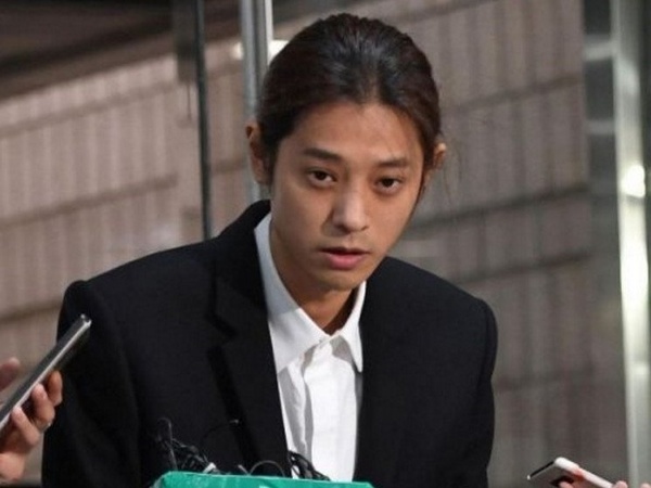 Mantan Pacar Jung Joon Young yang Jadi Korban Rekaman Ilegal Tulis Petisi ke Blue House