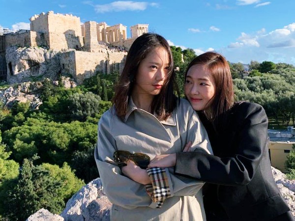 Sibling Goals, Jessica Jung Kirim Kado Manis ke Lokasi Syuting Untuk Krystal