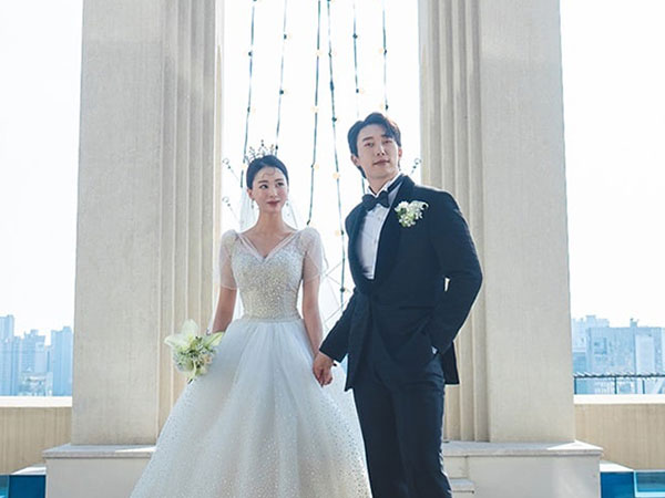 Sudah Sah, Hoon U-KISS dan Hwang Ji Seon eks Girl's Day Bagikan Foto-foto Pernikahan