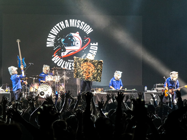 MAN WITH A MISSION Menggebrak Jakarta Lewat Konser 'Wolves on Parade'