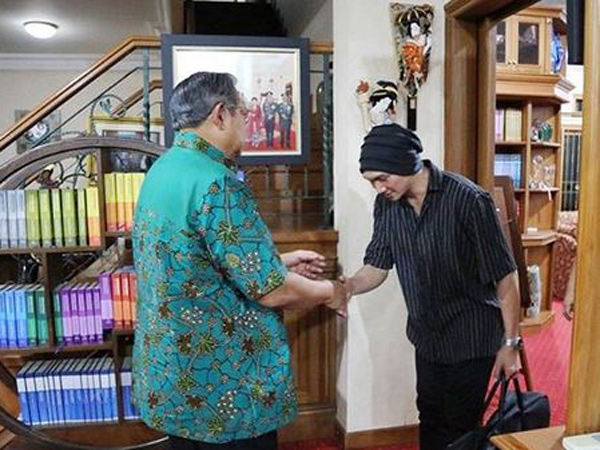 Cerita Anji Ditunjuk SBY Nyanyikan Lagu untuk Ibu Ani Yudhoyono