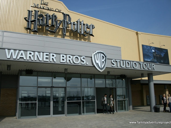 Duh, PETA Tuding 'Harry Potter Studio Tour' Menganiaya Burung Hantu yang Dipamerkan