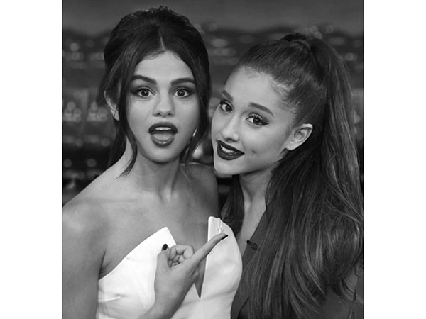 Saling Dukung, Selena Gomez Pamer Karangan Bunga ‘Ice Cream’ dari Ariana Grande