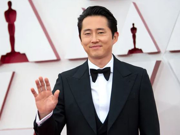 Profil Steven Yeun, Aktor Korea-Amerika yang Bintangi Minari
