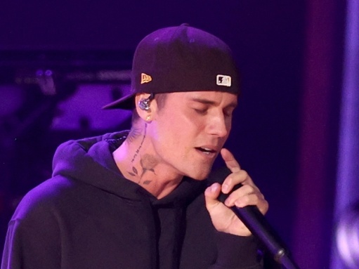 Justin Bieber Lanjutkan Tur Dunia Setelah Rehat karena Masalah Kesehatan