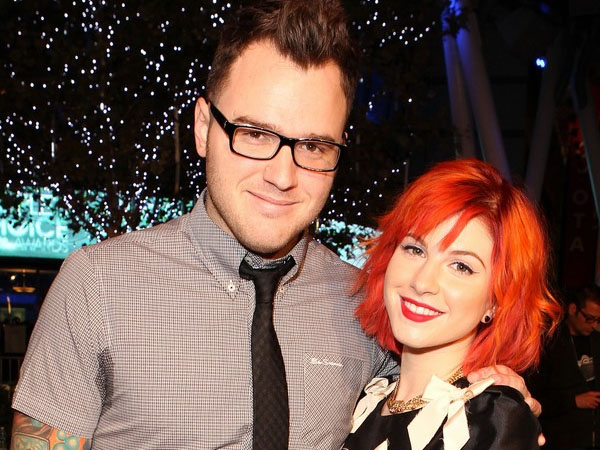 Selamat, Hayley Williams ‘Paramore’ Resmi Dinikahi Gitaris ‘New Found Glory’