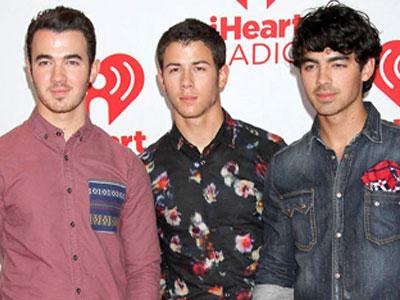 Jonas Brothers Akan Buat Film Konser Lagi?