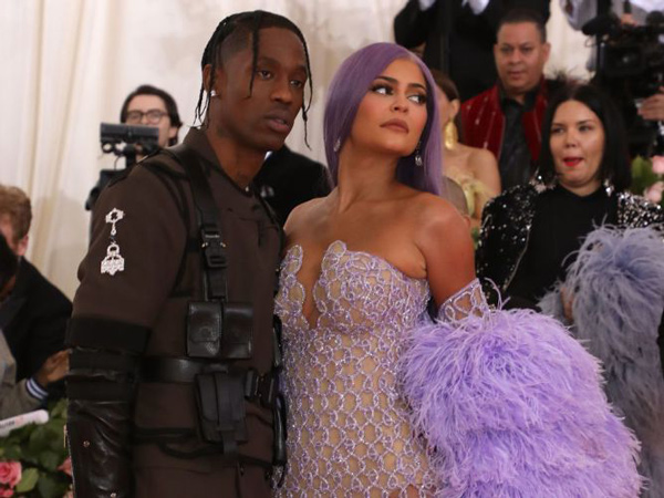 Sudah Punya Anak, Kylie Jenner Tak Lagi Berminat Menikahi Travis Scott