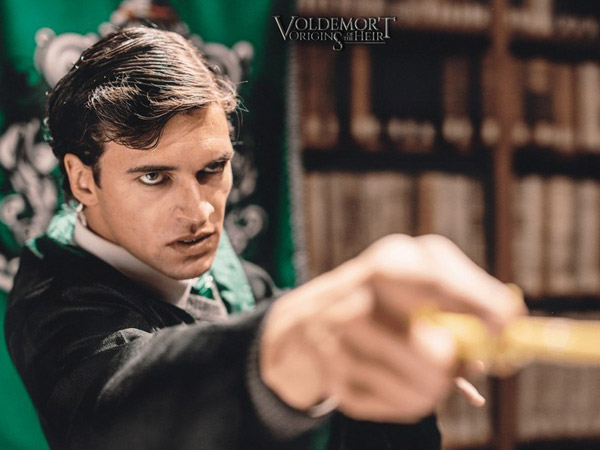 Jadi Muda dan Tampan, Fan-Film Voldemort Ini Dapat 'Notice' Warner Bros!