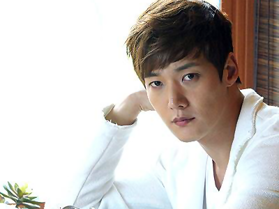 Aktor Choi Jin Hyuk Sering Buat Marah Senior di Awal Karirnya?