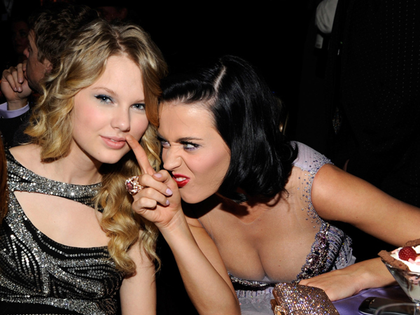 Ini Judul Lagu 'Balas Dendam' Katy Perry untuk Taylor Swift!