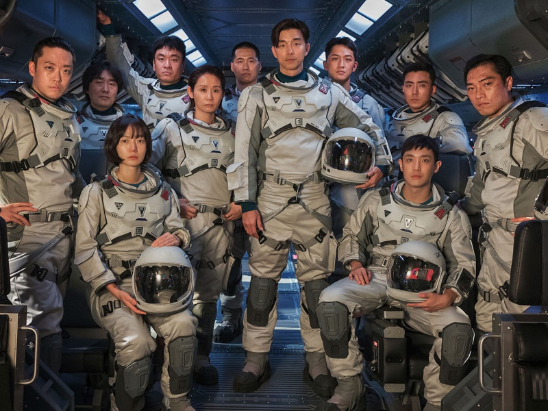 Penampilan Gong Yoo cs Jadi Astronot di Drama Terbaru The Silent Sea