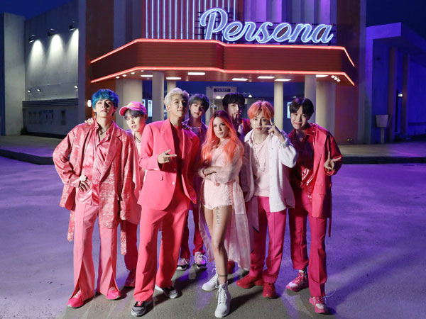 BTS dan Halsey Akan Tampil di Panggung #BBMAs 2019 Bawakan Lagu 'Boy with Luv'