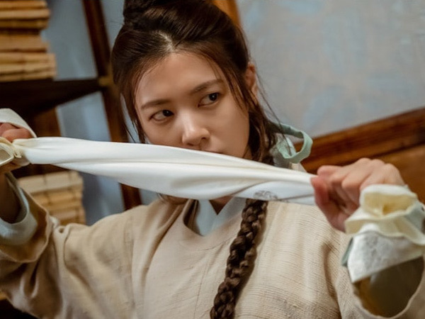 Jung So Min Berubah Jadi Pembunuh Sadis dalam Drama Alchemy of Souls