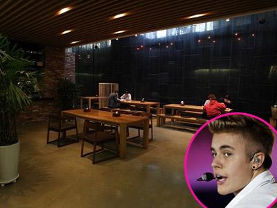 Sebelum Konser, Justin Bieber Sempatkan Makan di Kafetaria YG Entertainment