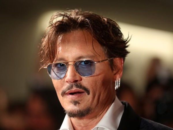 Gabung Instagram, Johnny Depp Beri Semangat Lawan Corona