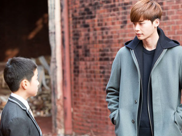 Lee Jong Suk Bertemu Dengan Ki Ha Myung Cilik di ‘Pinocchio’ Episode Baru