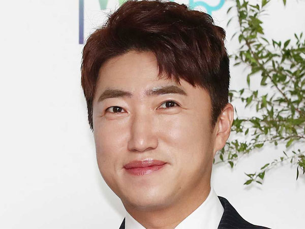 Komedian Jang Dong Min Akan Menikah Bulan Ini dengan Kekasih Non-seleb