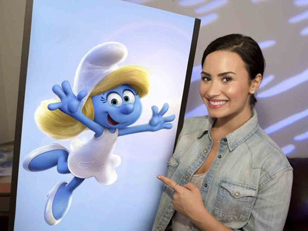 Menyambut Global Smurf Day, Demi Lovato Pastikan Tampil Di Film ‘Smurfs 3’!
