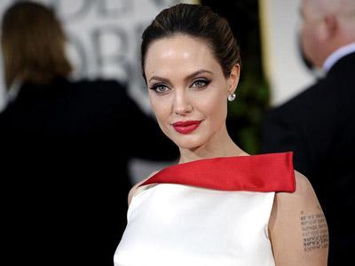 Angelina Jolie Prediksi Dirinya Akan Meninggal 3 Tahun Lagi?