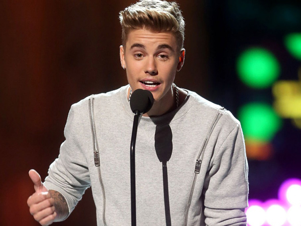 Minta Maaf Pada Fans Atas Kelakuan Buruknya, Justin Bieber: “Aku Hanya Manusia Biasa”