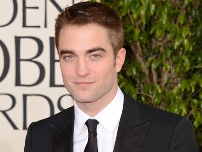 Robert Pattinson Tetap Tampan Walau Kucel di Set Film The Rover