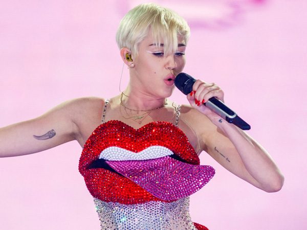 Miley Cyrus Akui Album Barunya Tak Akan Terlalu Bagus?